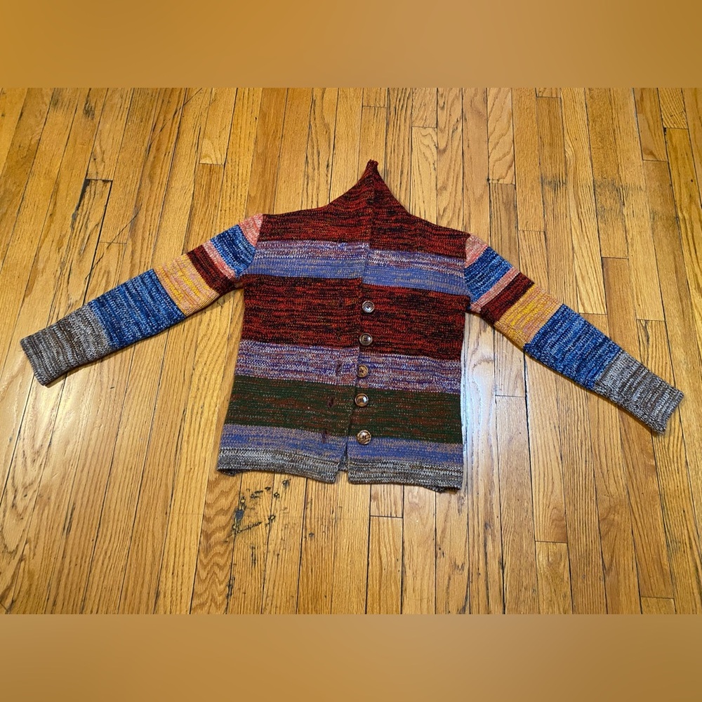 Unique, thick cardigan- Re-Posh